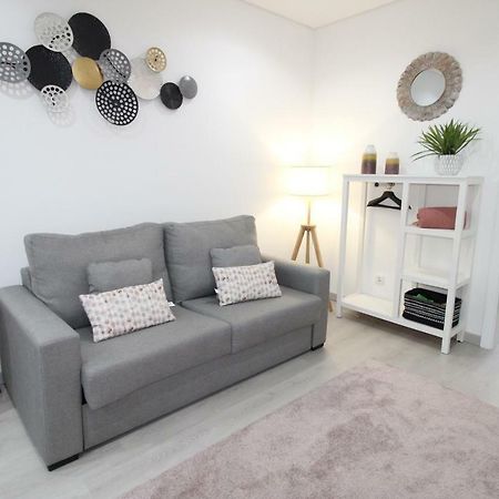 Apartamento Moderno Nas Olaias A 5 Minutos Da Faculdade Isel E Ist Lisbon Exterior photo