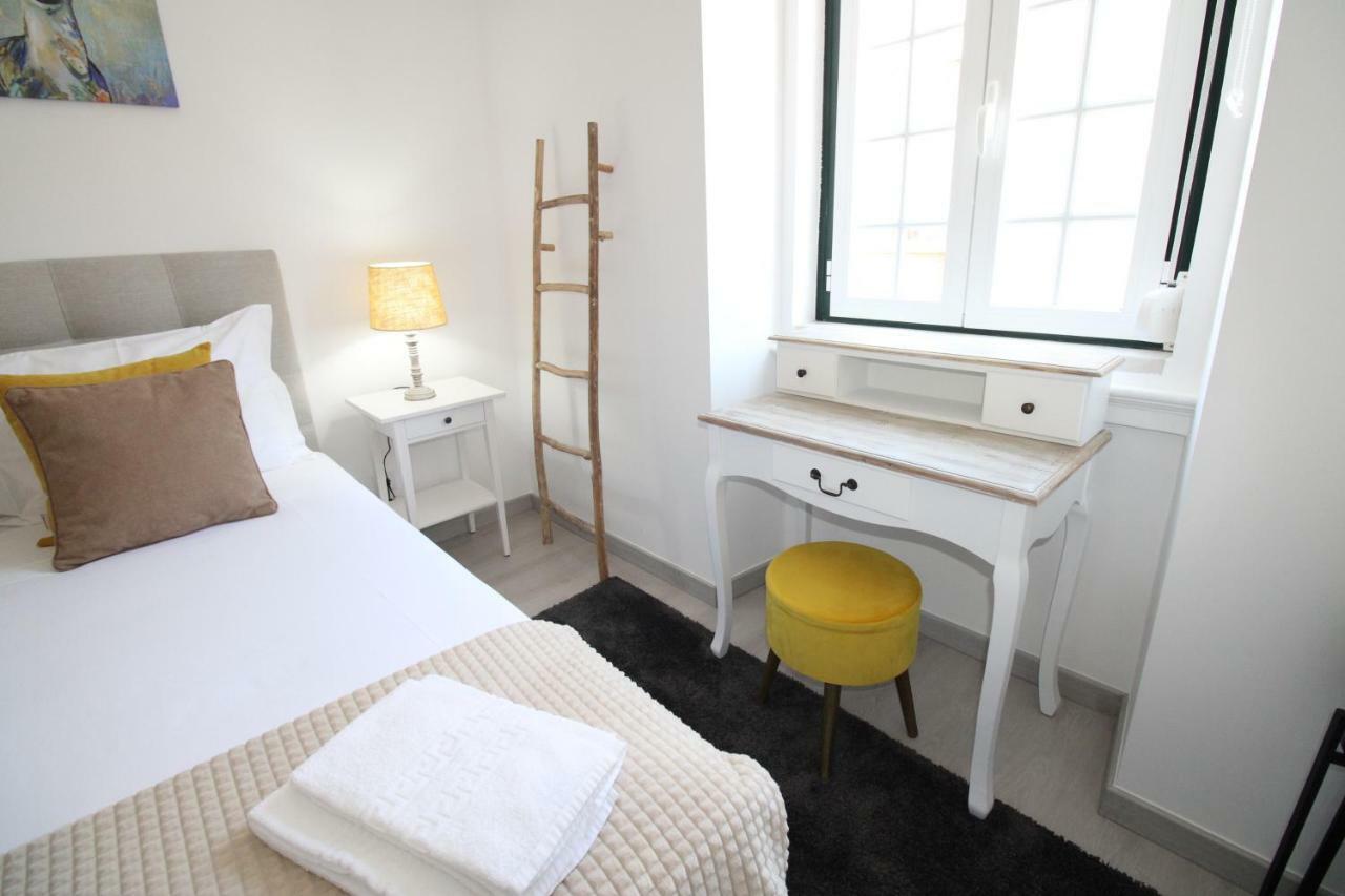Apartamento Moderno Nas Olaias A 5 Minutos Da Faculdade Isel E Ist Lisbon Exterior photo